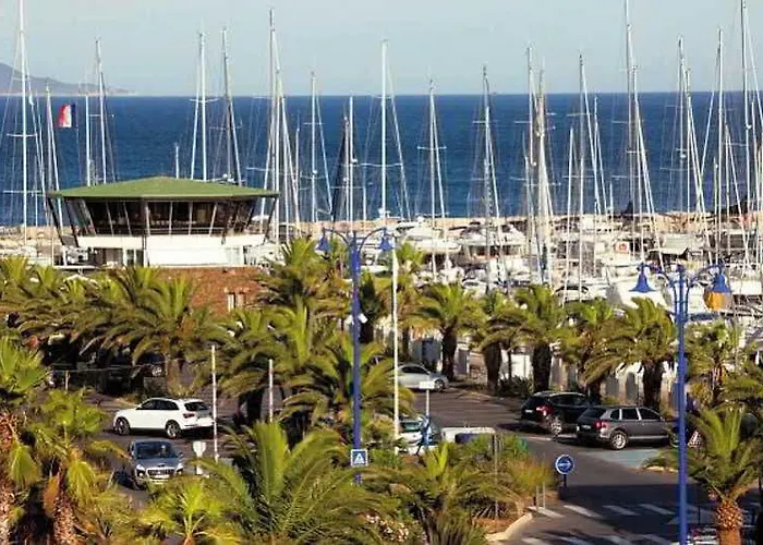Maeva Parc Hotel *